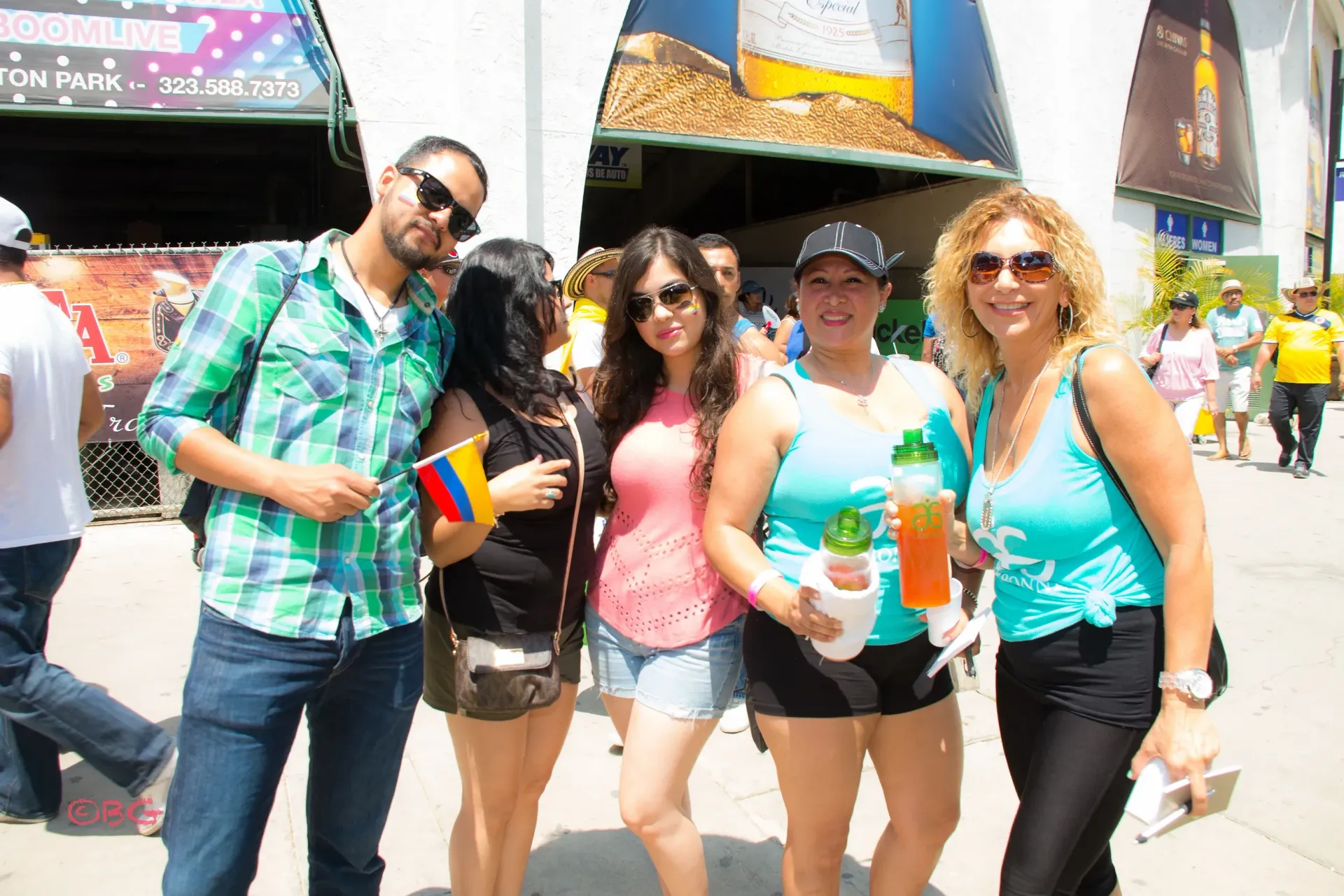 Dancers and crowd at Festival Colombiano